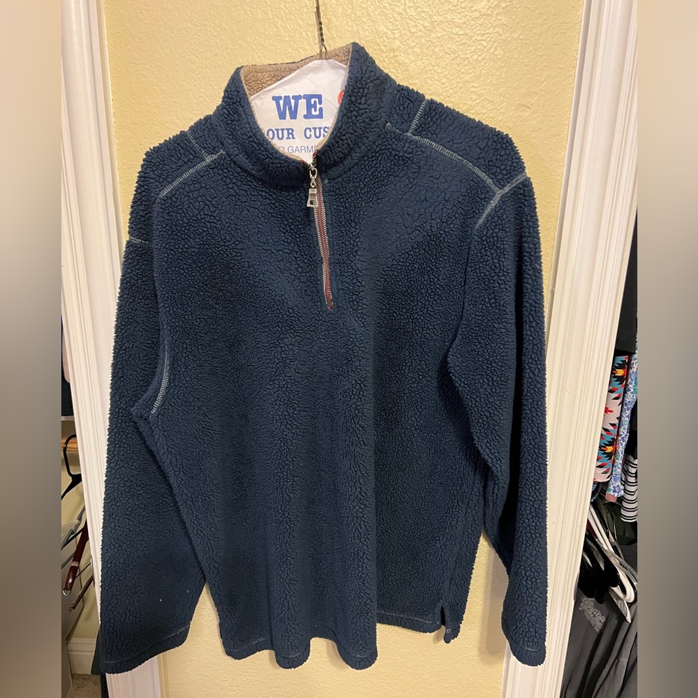 True Grit pull over. Size XL